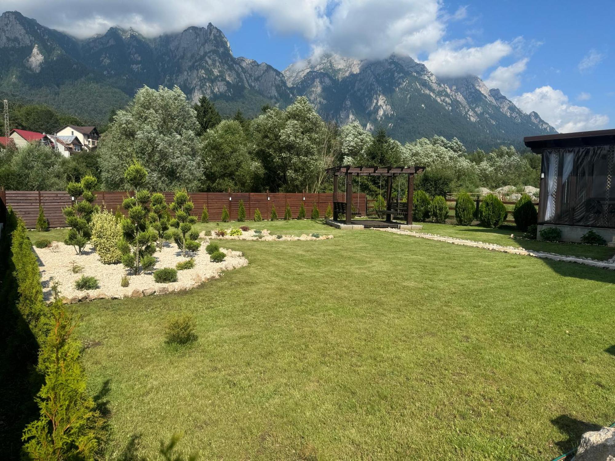 Casuta Doi Ponei Villa Busteni Exterior photo
